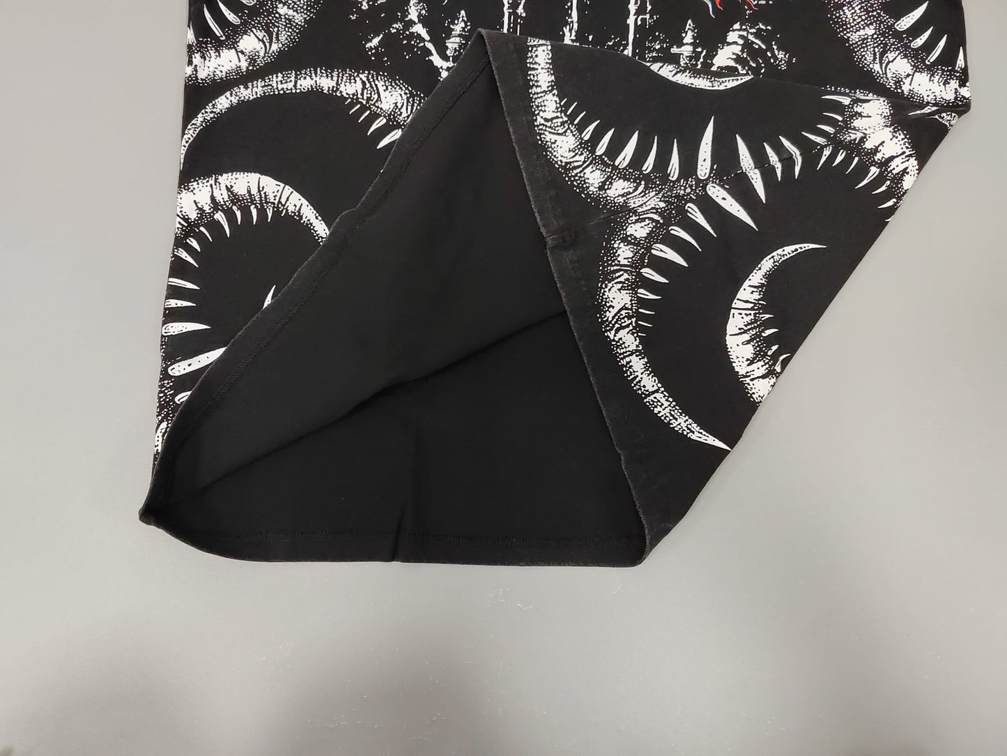 BONE ALTAR ALL OVER PRINT TEE